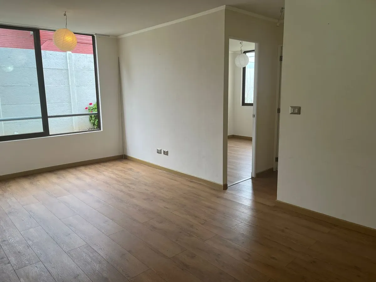 Imagen 2 de 12 de Departamento 2 Dormitorios En Arriendo, Condell Norte, Villa