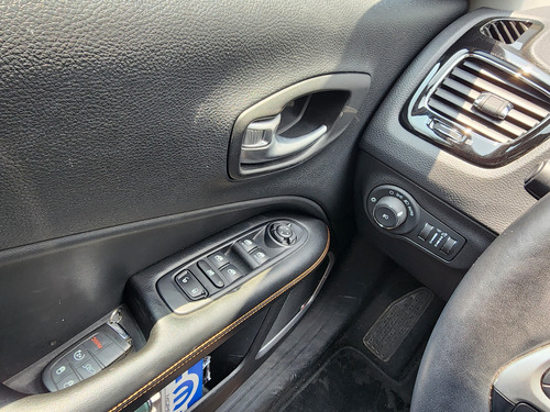 Jeep Compass 2.4 Limited 4x2 At