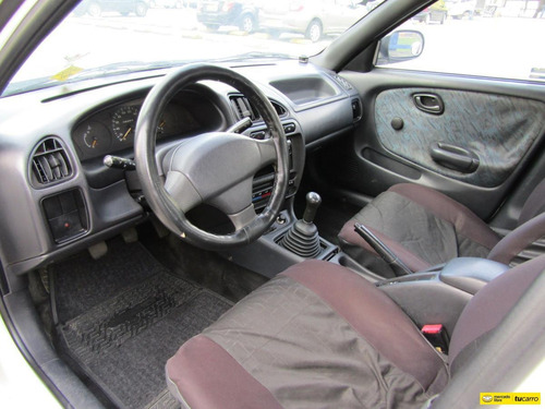 Chevrolet Esteem 1300