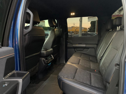 Ford Lobo TREMOR 4X4 DOBLE CABINA
