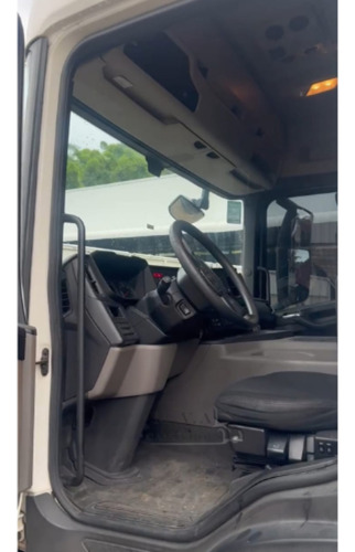 Scania P 360 6x2 Ano 2021