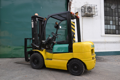 Autoelevador Komatzu Modelo: Fd 257-16d Año: 2008