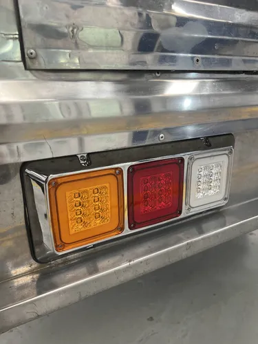 Camión Nissan T5u41