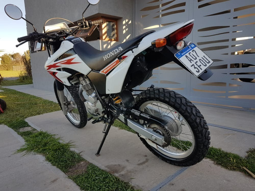 Imagen 2 de 15 de Honda Tornado