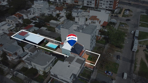 Se Vende Terreno De 710m2 En Malvín