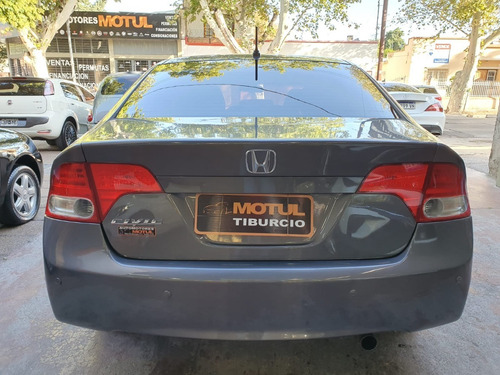 Imagen 11 de 15 de Honda Civic Lxs 1.8 2008