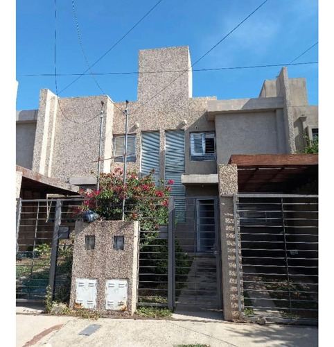 Duplex 2 Dorm C/patio Y Cochera - San Salvador