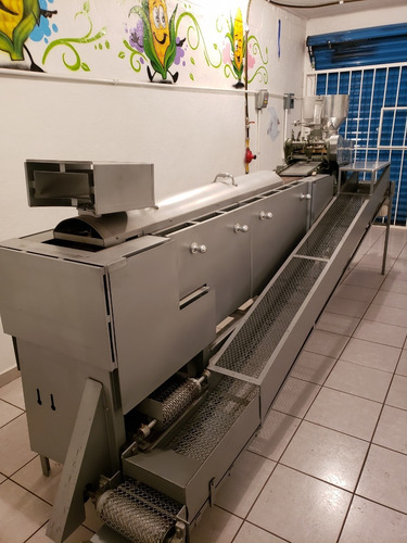 Maquina Tortilladora Celorio 100/ks Y Revolvedora