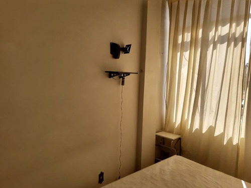 Imagem 18 de 30 de Apartamento Todo Reformado Com: Dois Quartos, Sala Um Banheiro Social E Dependência. - Ap5595