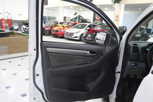 Chevrolet S10 2.4 Advantage Cab. Dupla 4x2 Flex 4p