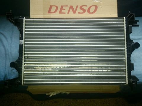 Radiador Chevrolet Spin-onix-cobal-prisma Original Denso