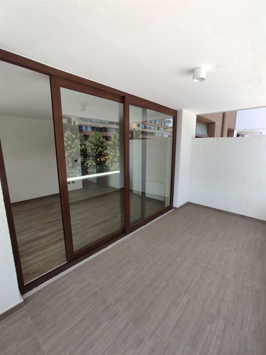 Moderno Departamento En Venta - H. De Magallanes, Las Condes