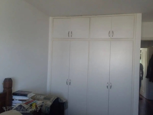 Imagen 9 de 15 de Apartamento Con Renta 2 Dormitorios 1 Baño Con Terraza - Garaje - Pocitos