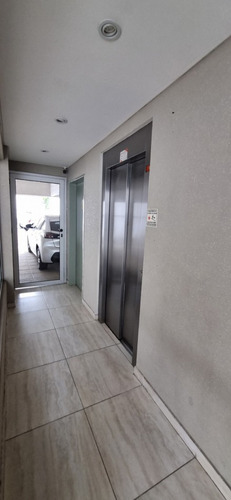 Departamento De Dos Ambientes En Alquiler En Castelar Norte