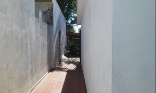 Imagen 18 de 19 de Venta De Dos Casas + Dos Duplex En Muy Buena Ubicación!