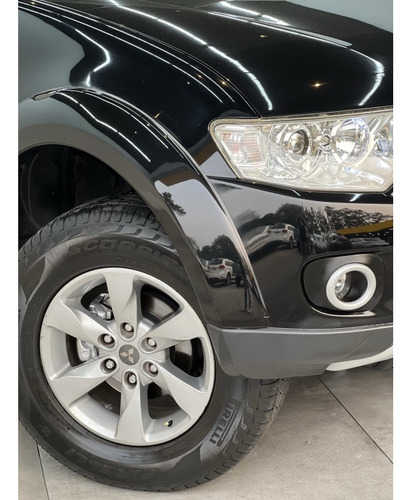 Mitsubishi Pajero Dakar 3.5 HPE 7 LUGARES 4X4 V6 24V FLEX 4P AUTOMÁTICO