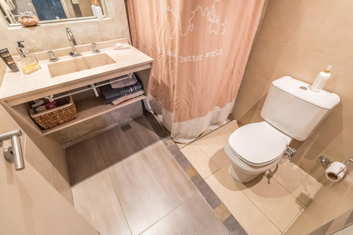 Venta De Casa 4 Ambientes En Mataderos | Apto Crédito