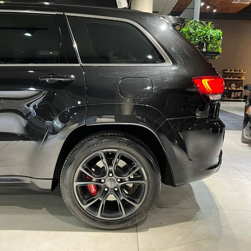 Imagen 18 de 19 de Jeep Grand Cherokee 6.4 Srt Atx 465hp At