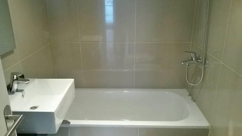 2 Ambientes Con Cochera, Balcon Con Parrilla. Full Amenities, Seguridad 24 Hs