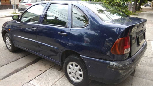Volkswagen Polo 1.6 Gnc. 1997. Full