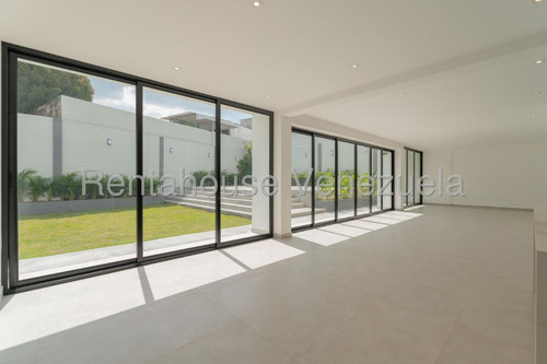 Bella, Remodelada, Moderna, Con Los Mejores Acabados. 25-17659