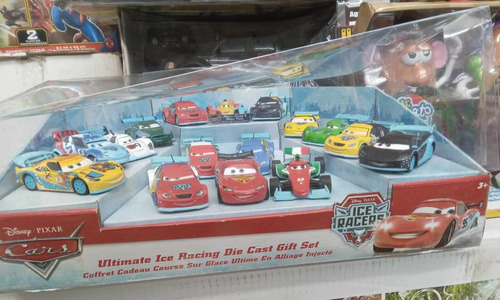 Disney 16 Cars Ultimate Ice Racing Die Cast Gift Set