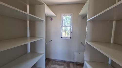 Imagen 20 de 24 de Venta De Casa Estilo Moderno En San Eduardo
