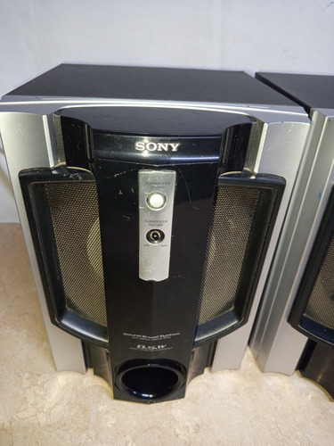 Módular Subwoofers Sony Genezi Gnx880 Funcionando Al 100 Negro 250 W (Usado)