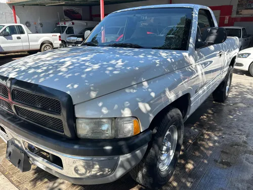 Dodge Ram 1500 Pickup Custom Mt