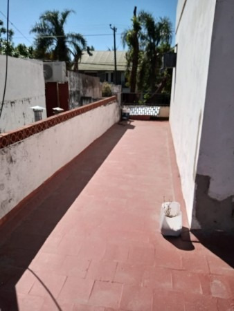 Imagen 22 de 23 de Casa Con Piscina, Cochera Y 4 Dormitorios Zona Puente Santo Tomé.