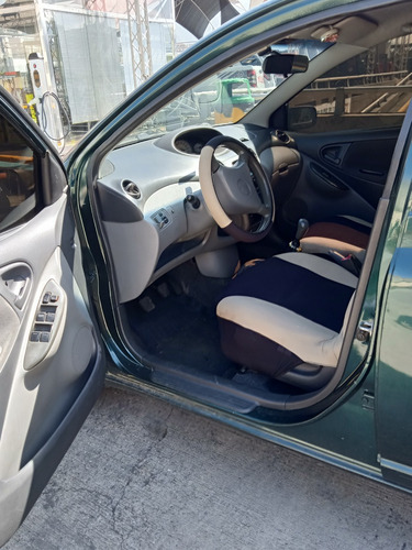 Toyota Yaris Sol