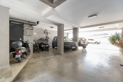 Venta Monoambiente Con Cochera. Balcón, Parrilla, Luminoso. A Estrenar Parque Chas