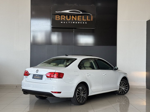 Volkswagen Jetta JETTA Highline 2.0 TSI 16V 4p Tiptronic