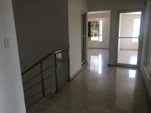 For Rent Local En La Av. Los Proceres Los Rios Segundo Piso 110 Metros