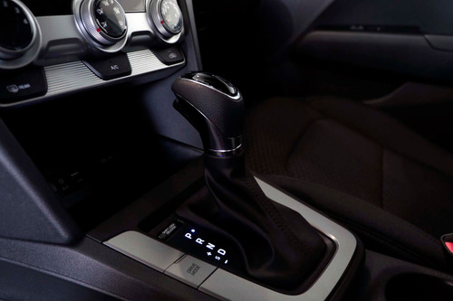 Imagen 9 de 15 de Hyundai Elantra 2018 2.0 Gls Premium At