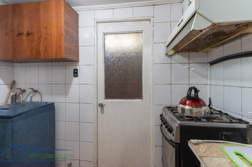 Excelente Casa 3 D 1 B Con Local Comercial Y Estacionamiento