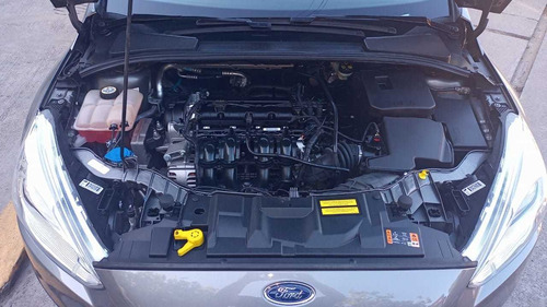 Ford Focus III 1.6 Sedan S