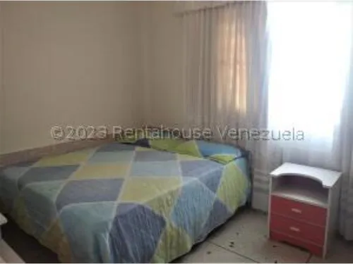 #25-13391 Amplia Casa En El Limón