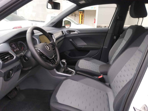 Imagen 13 de 15 de Volkswagen T-cross 2021 5p Comfortline L4/1.6 Aut