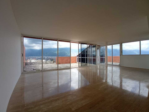 Imagen 17 de 20 de Se Vende Apartamento Ph Triplex De 334 M2 4h/4b/3p En Lomas Del Sol