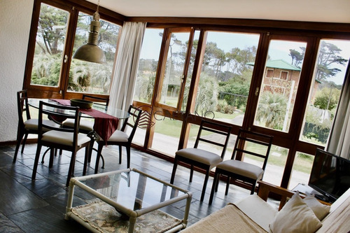 Imagen 2 de 16 de Apartamento De Dos Dormitorios En Primera Línea, Playa Brava - Punta Del Este Brava