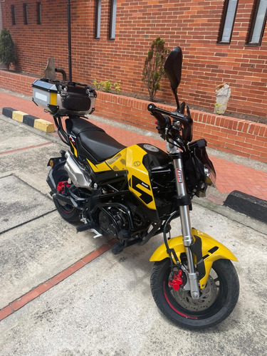 Venta Benelli Tnt 135 Amarillo 2023 Moto Gasolina Barato