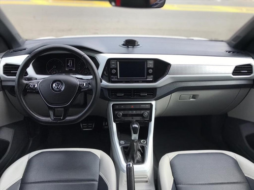 T-cross 1.4 250 Tsi Total Flex Highline Automático