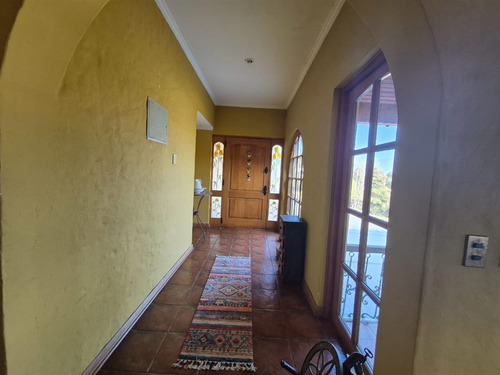 Casa En Arriendo De 5 Dorm. Condominio Nogales Machalí
