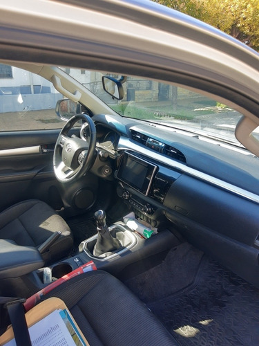 Toyota Hilux 2.8 Cd Srv 177cv 4x2 2016