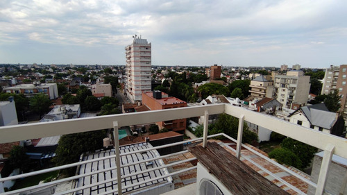 Venta Depto 2 Amb, Haedo Con Balcon. Excelente Zon