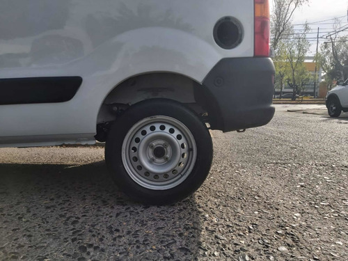 Imagen 15 de 15 de Renault Kangoo 2017 Aa Mt