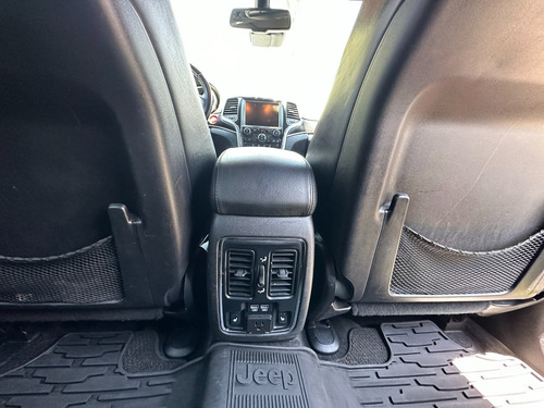 Jeep Grand Cherokee 5.7 Summit 4x4 Mt