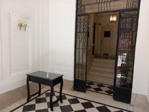 Imagen 2 de 19 de Hermoso Semipiso De 3 Ambientes En Santa Fe Y Coronel Diaz, Muy Luminoso
