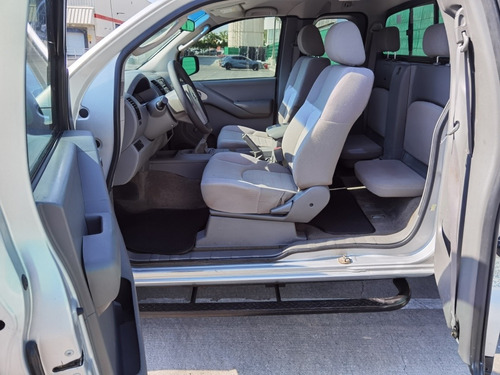 Imagen 8 de 15 de Nissan Frontier Estandar 4 Cil 2.4l